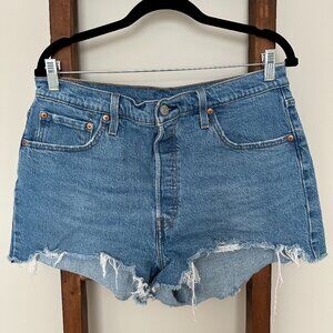 Levi's Blue Jean Shorts | W33